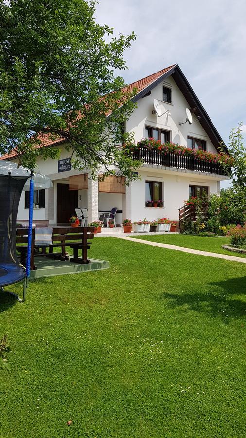 Guest House Adrijana Селиште-Дрежничко Экстерьер фото